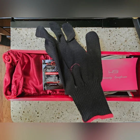 Professional Glider Flat Iron - Black - Picture 3 of 5